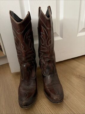 Aldo vintage cowboy boots